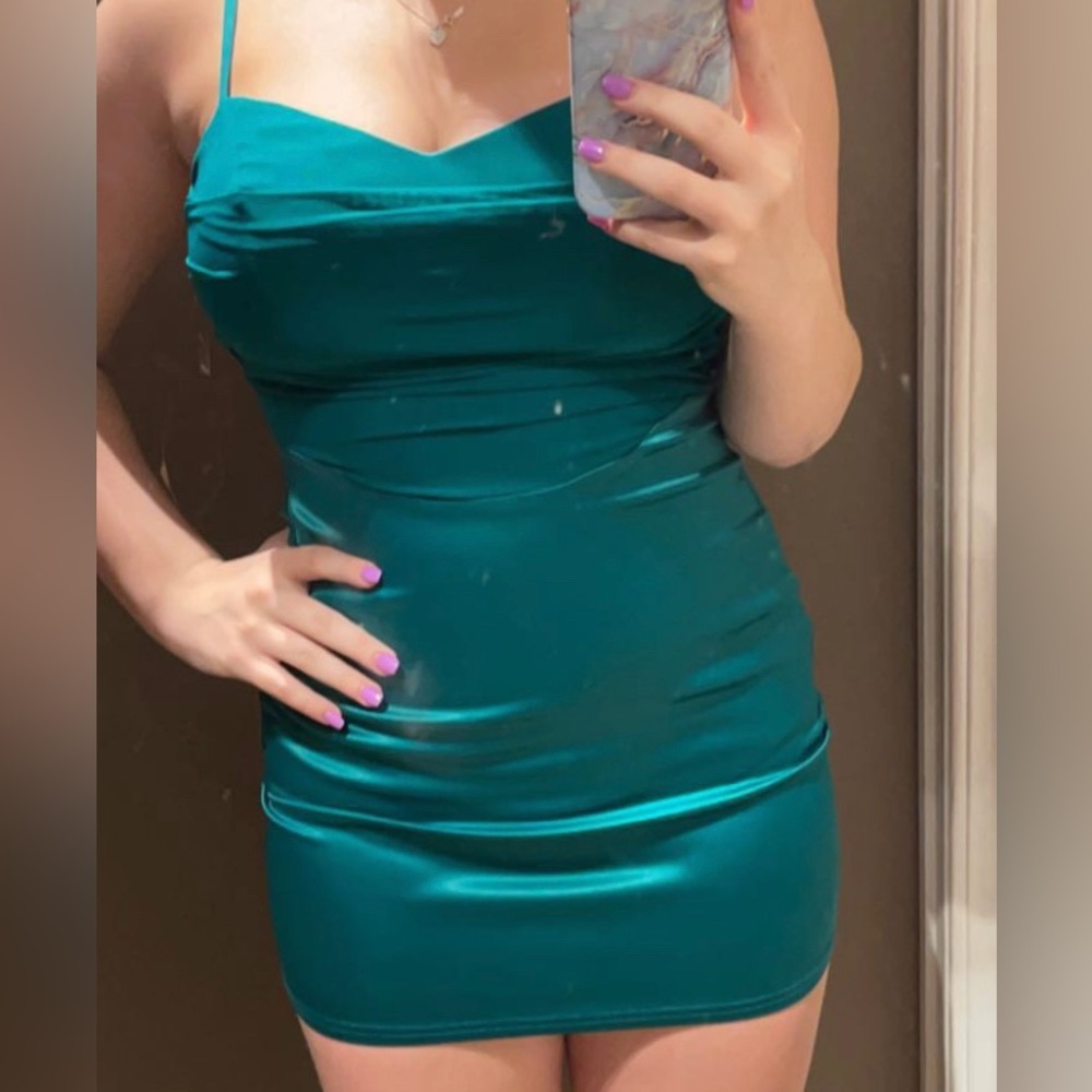 Green mini dress Size medium